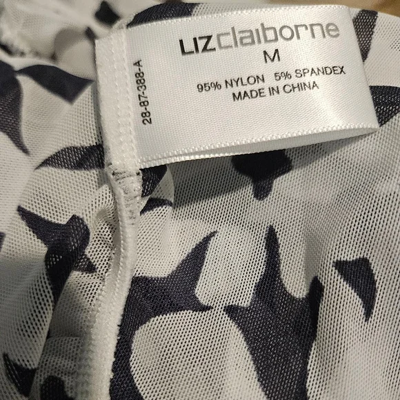 Liz Claiborne White Black Floral V-Neck Swim Coverup Size M - Picture 8 of 8